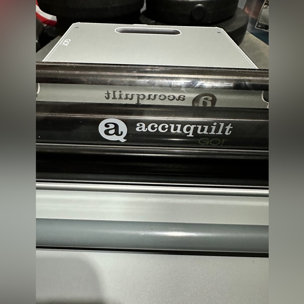 Brand New AccuQuilt Go! Cutter